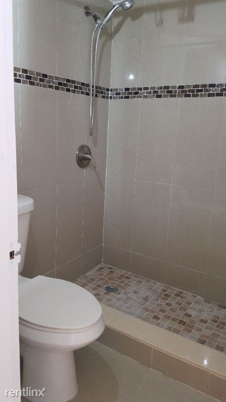 Foto del edificio - Studio, 1 bath Condo - 7403  SW 82 Street