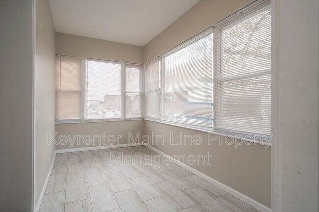 Foto del edificio - 4819 Old York Rd
