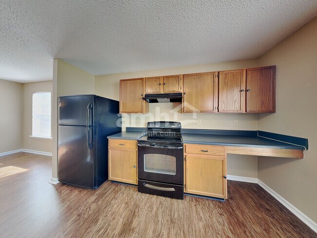 Foto del edificio - 7588 Hollow Reed Ct