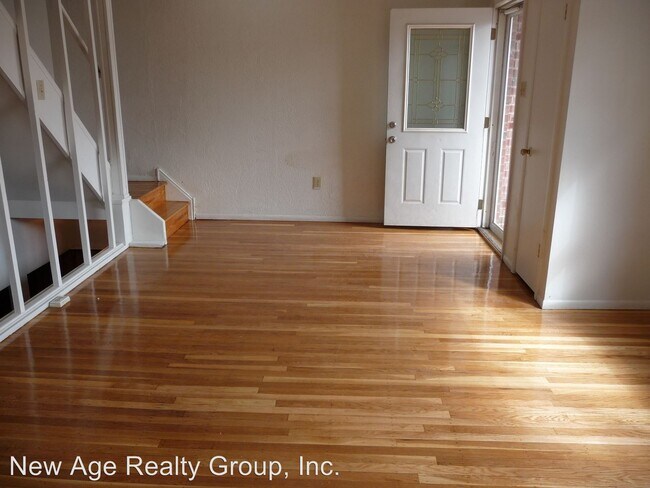 Building Photo - 3 br, 1.5 bath House - 4627 Regent Street