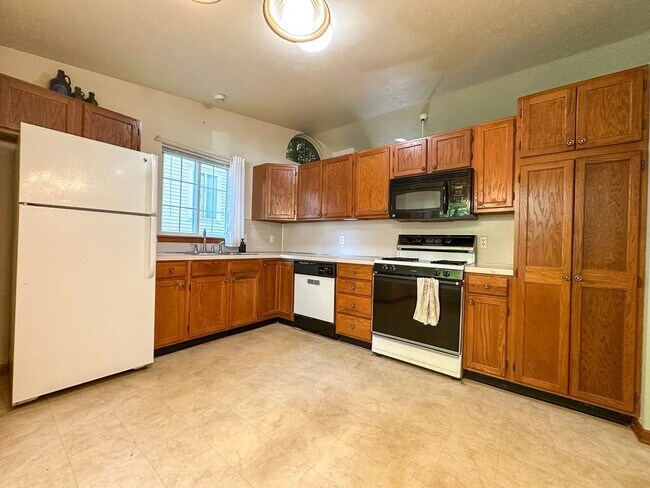 Foto del edificio - 861 Summertime Ave SE