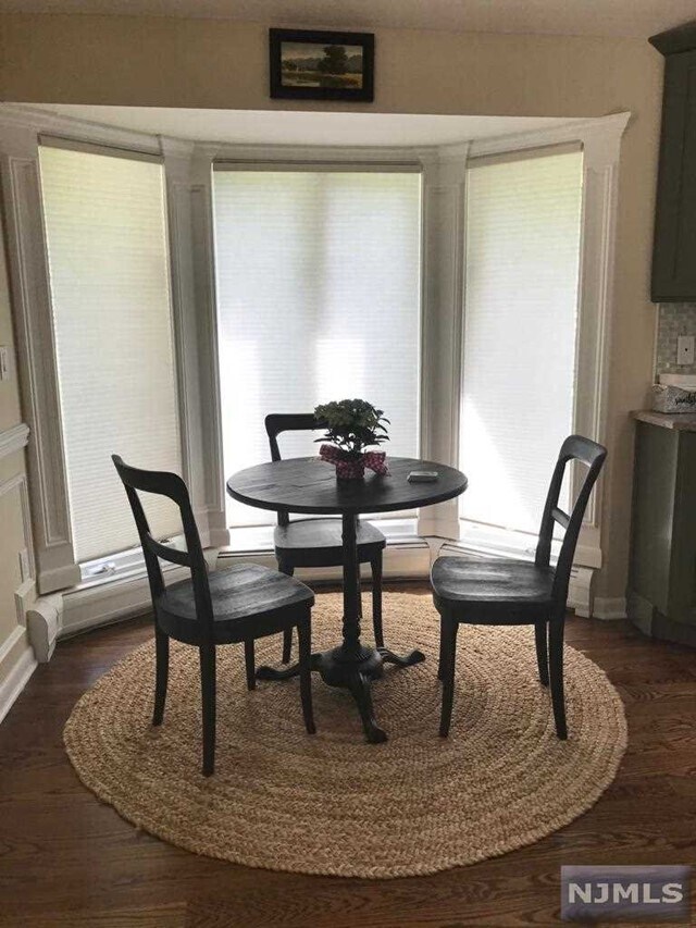 27 Glenwood Dr, Saddle River, NJ 07458 House for Rent in Saddle River