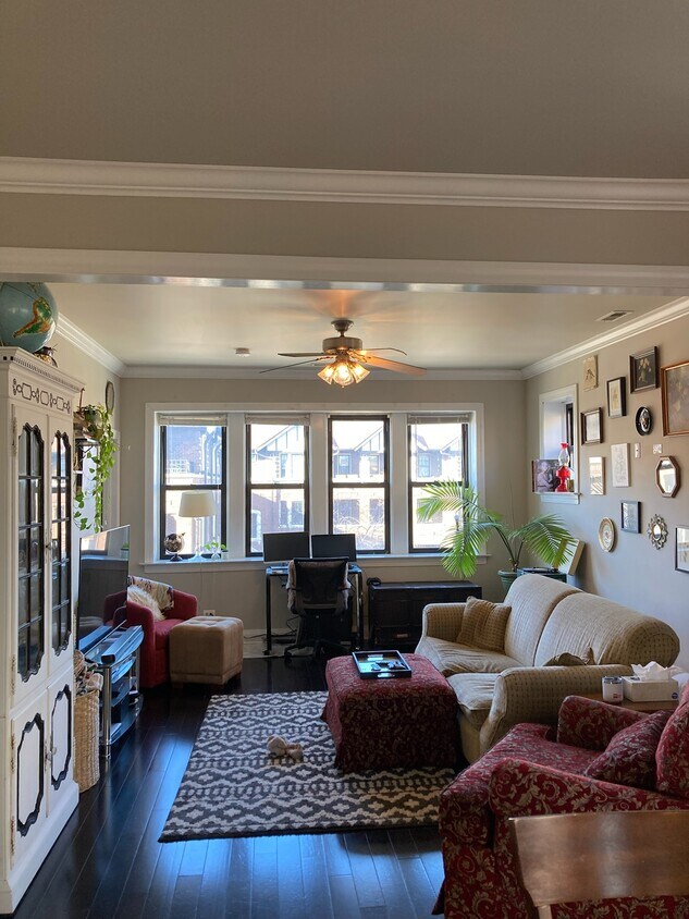 Foto principal - 2119 W North Ave
