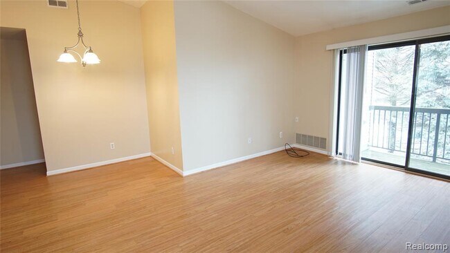 Foto del edificio - 42810 Lilley Pointe Dr