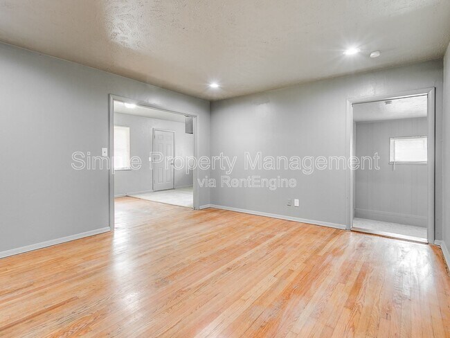 Building Photo - 2816 SW 54th St