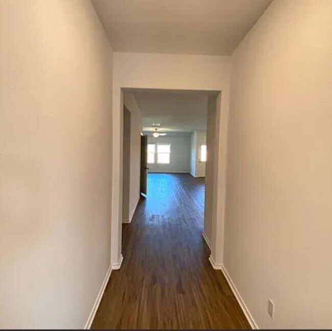 Foto del edificio - 212 Montego St