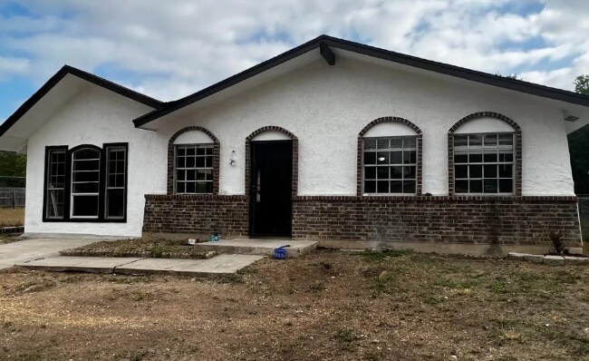 Primary Photo - 3135 Durette Dr