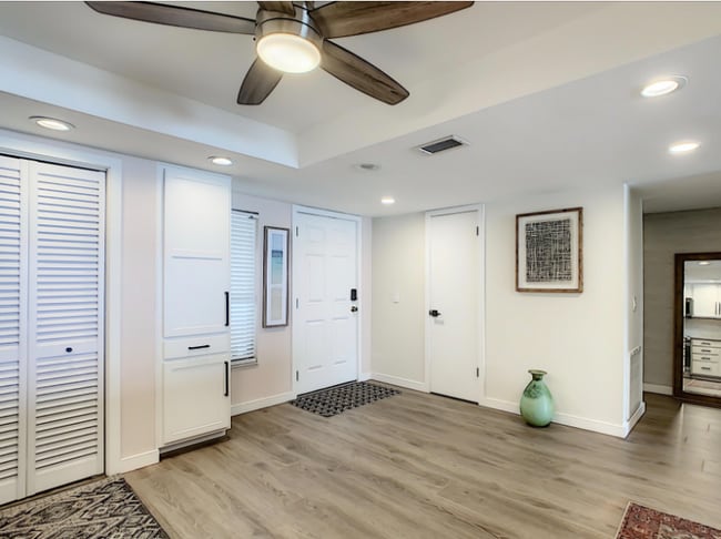 Building Photo - 175 Jimmy Buffett Mem Hwy