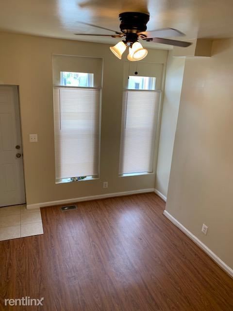 Building Photo - 3 br, 1 bath Townhome - 1727 McHenry St