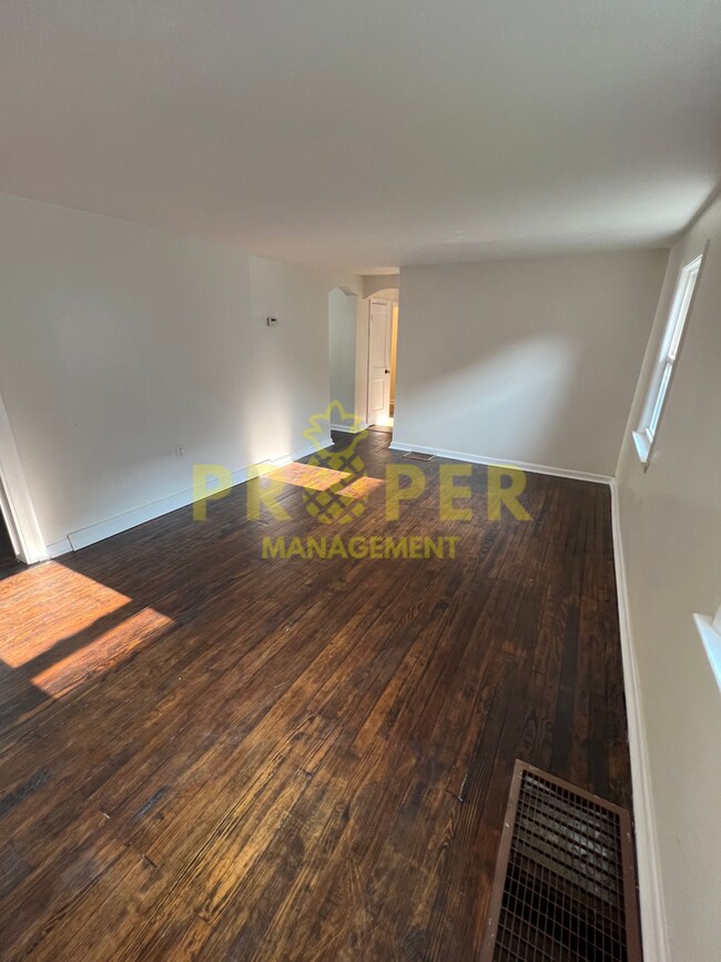 Foto del edificio - 2 bedrooms 1 bathroom house for rent in Da...