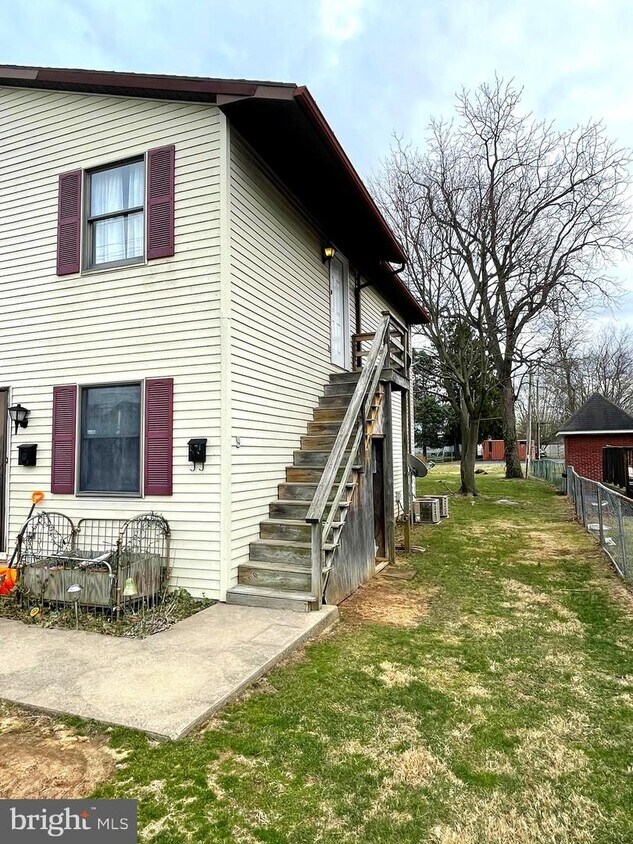 17505 Virginia Ave, Hagerstown, MD 21740 House Rental in Hagerstown