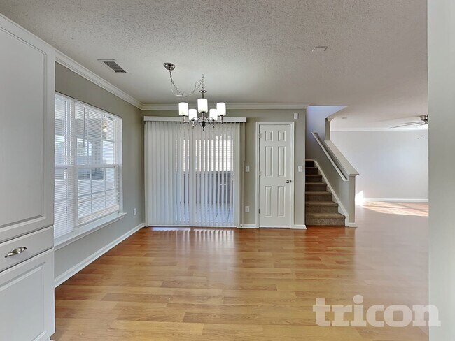 Building Photo - 124 Grayland Rd