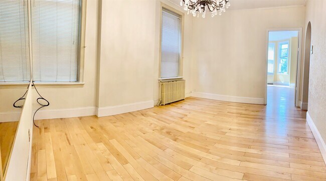 Building Photo - 2110 New York Ave