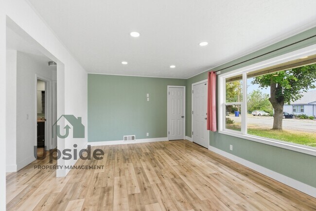 Foto del edificio - 8719 E Valleyway Ave