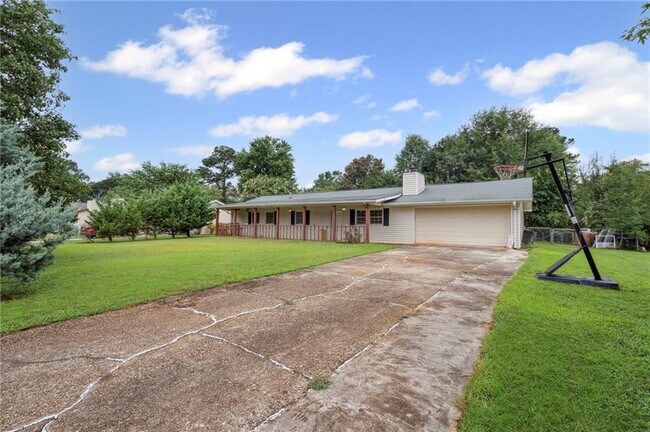 Foto del edificio - 472 Camden Cir