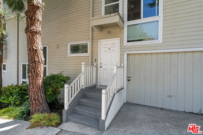 Building Photo - 3101 5th St