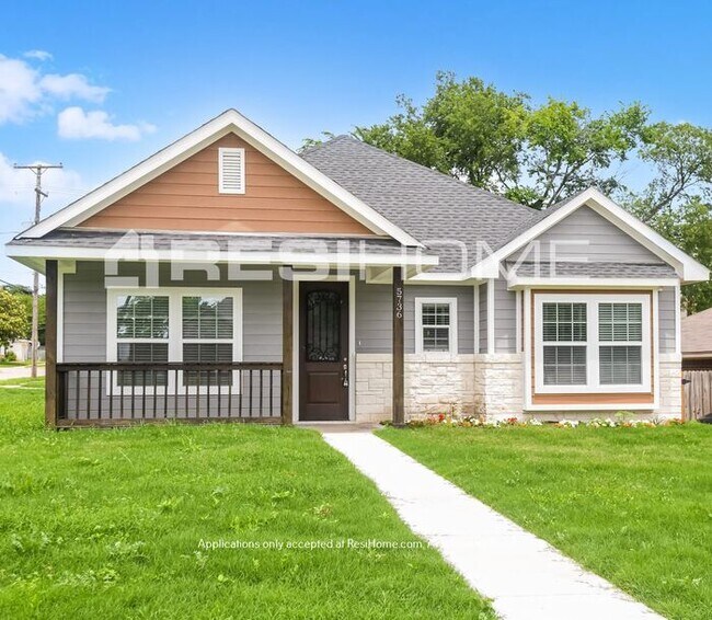 Building Photo - 5736 Farnsworth Avenue