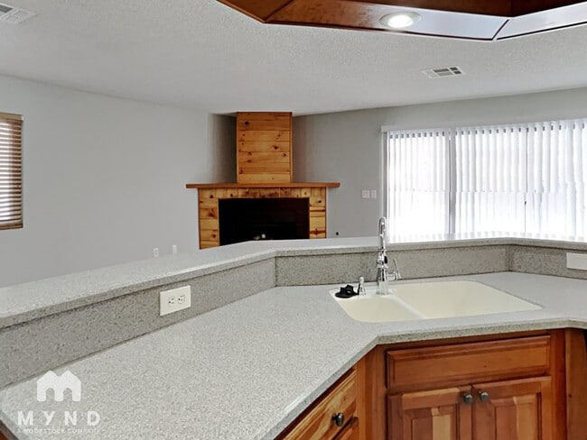 Building Photo - 142 Wynntry Dr