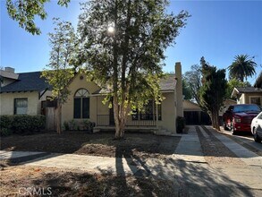 Building Photo - 3045 Cedar St