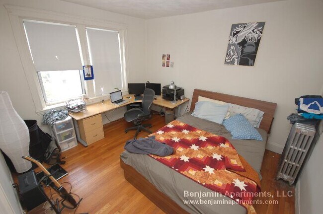 Foto del edificio - 128 Washington St