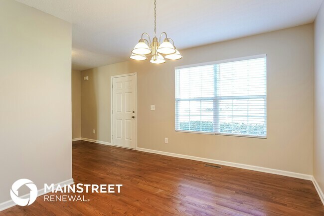 Foto del edificio - 453 Mayview Dr