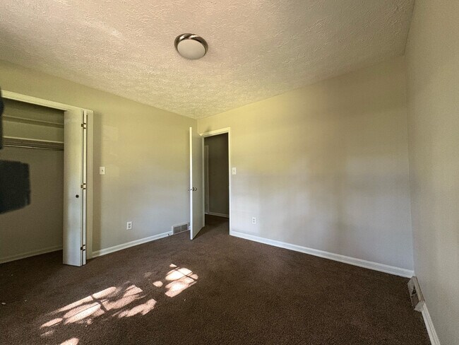 Foto del edificio - 2950 Plano Rd