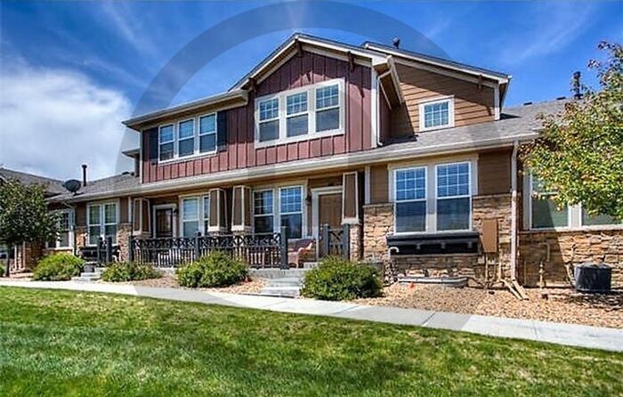 Primary Photo - Gorgeous 3 Bed & 3.5 Bath Townhouse in Bro...