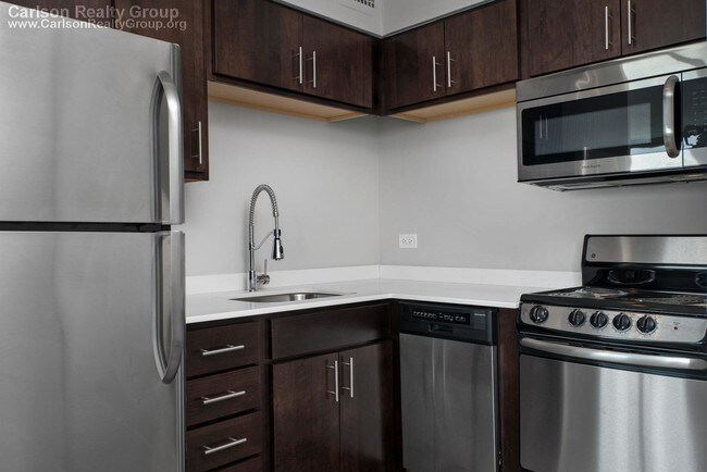 Foto del edificio - 5660 Sheridan Rd