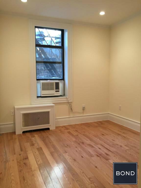 Foto principal - 223 W 16th St