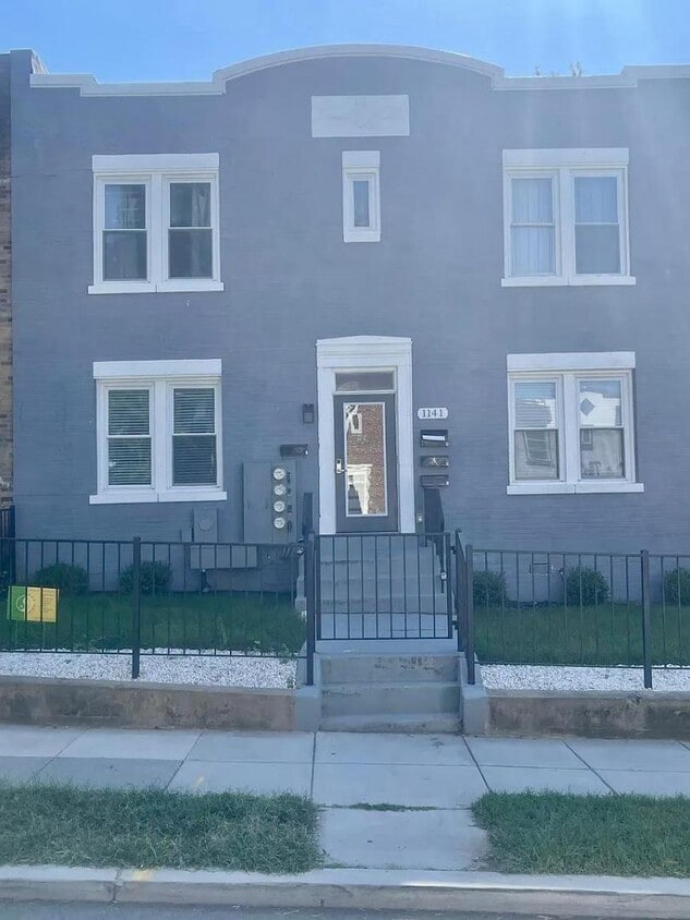 Photo - 1141 Owen Place Northeast - 1