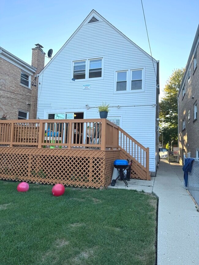 Foto del edificio - 4919 N Kedvale Ave