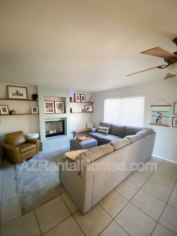 Foto del edificio - 2132 W Isthmus Loop