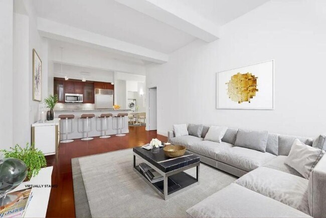 Foto del edificio - 3 bedroom in NEW YORK NY 10038