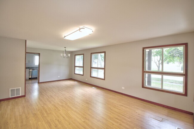 Foto del edificio - 1741 Tufts Ct
