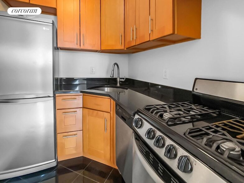 Foto del edificio - 33 W 87th St