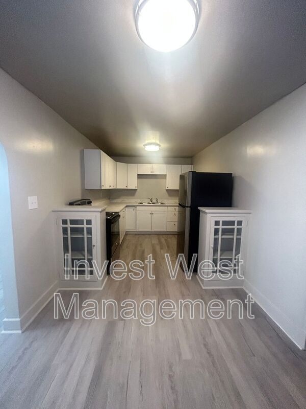 Foto principal - 615 NE 6th Ave