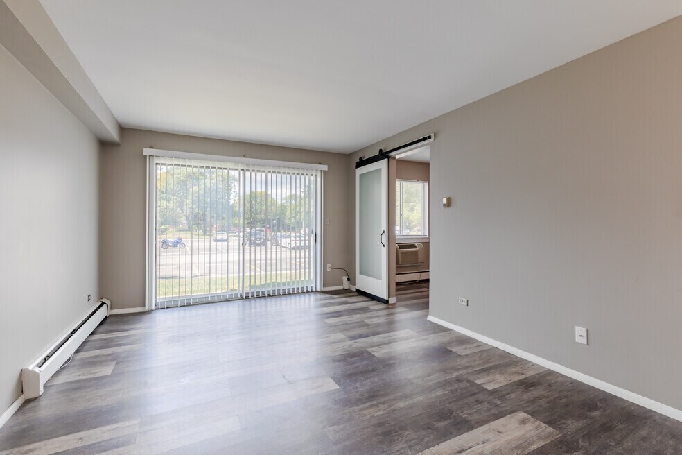 Primary Photo - Renovated 900 square foot 1-bedroom/1-bath...