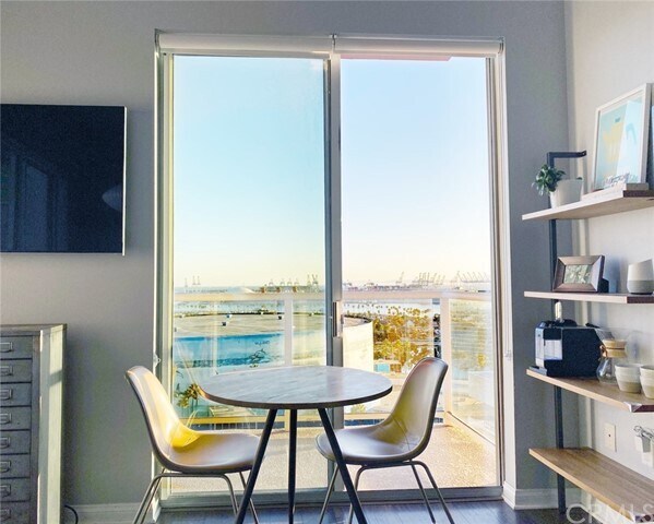 Foto del edificio - 388 E Ocean Blvd