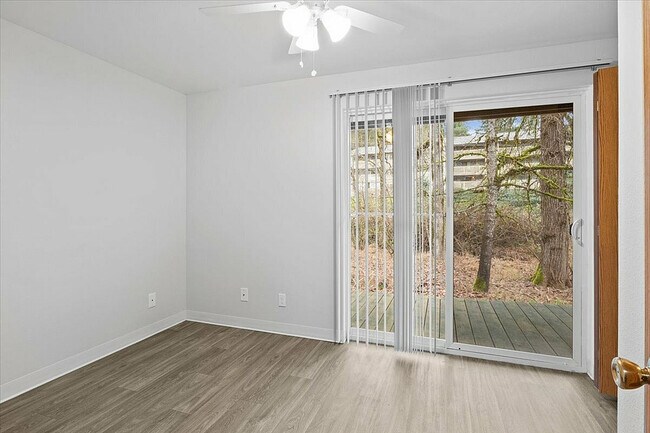 Apartamentos Witham Village - Corvallis, Oregón - 1 dormitorio - Witham Village