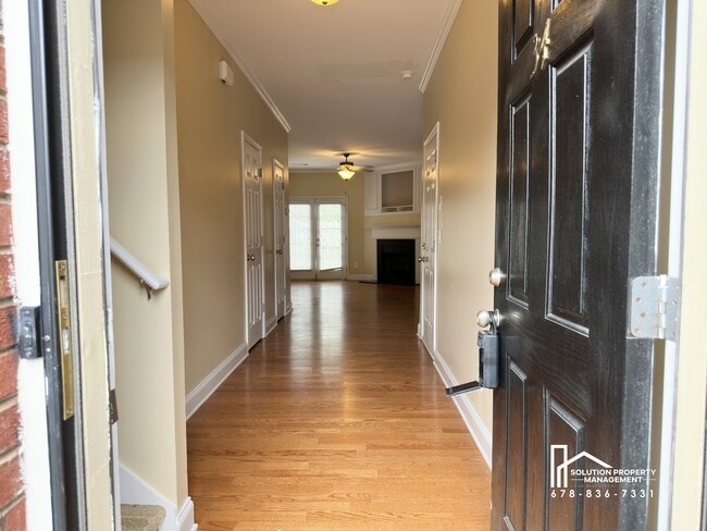 Building Photo - 34 N Oaks Cir