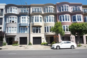 Building Photo - 3326 California St