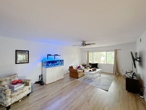 Building Photo - 753 NW 8th St