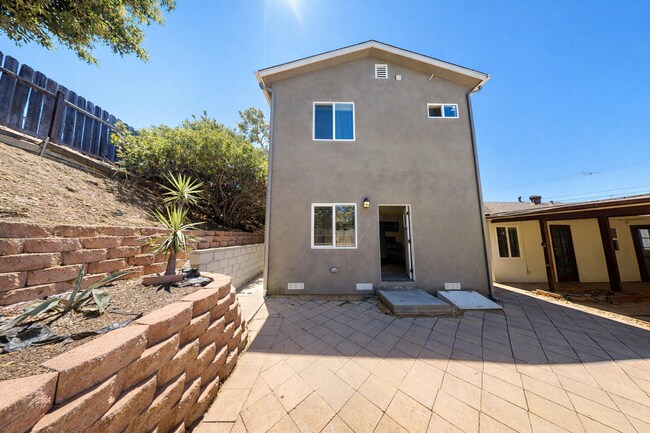 Foto del edificio - 4BD/2BA on Tipton!