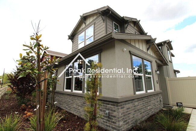 Building Photo - 4 br, 3 bath House - 6198 Paseo De Mooney