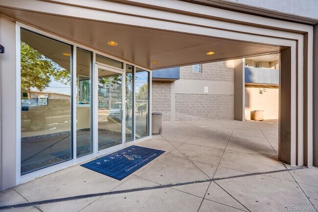 Foto del edificio - Amazing Condo with Beautiful Mountain and ...