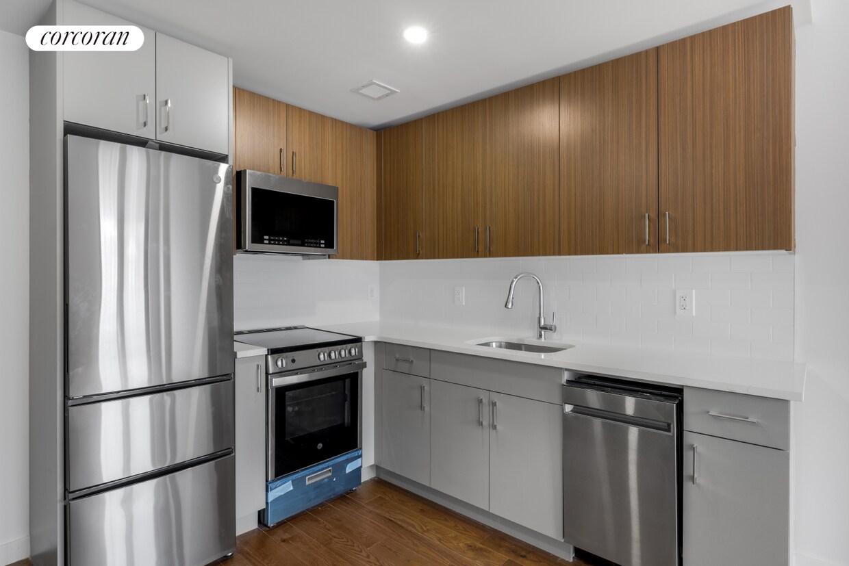 8315 Parsons Blvd Unit C, Queens, NY 11432 Room for Rent in Queens