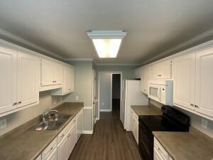 Building Photo - 304 Scarlett Ct