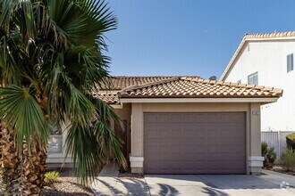 Building Photo - 1427 Hawkwood Rd