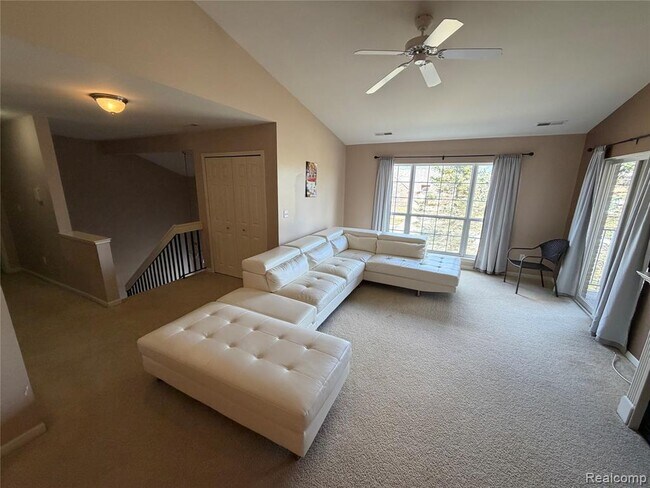 Foto del edificio - 16751 Carriage Wy