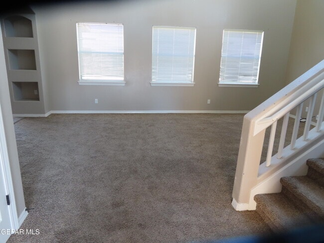 Building Photo - 1617 Etling Way